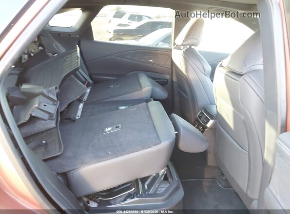2T2BCMEA0RC013404 2024 LEXUS RX 500H Orange Widok naklejki z numerem VIN