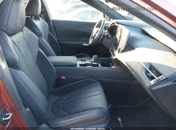 2T2BCMEA0RC013404 2024 LEXUS RX 500H Orange Widok wnętrza z przodu