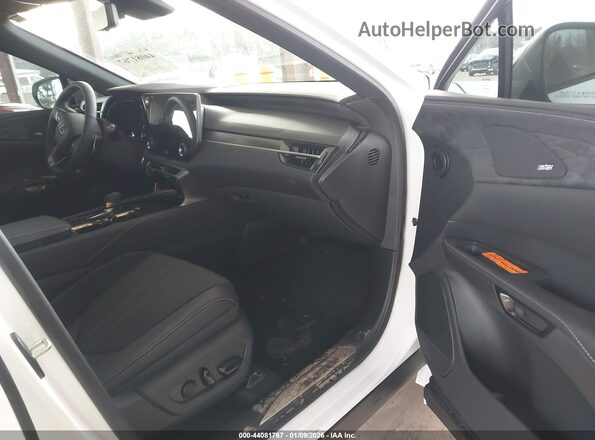 2T2BCMEA0TC023499 2026 LEXUS RX 500H Белый Вид салона спереди