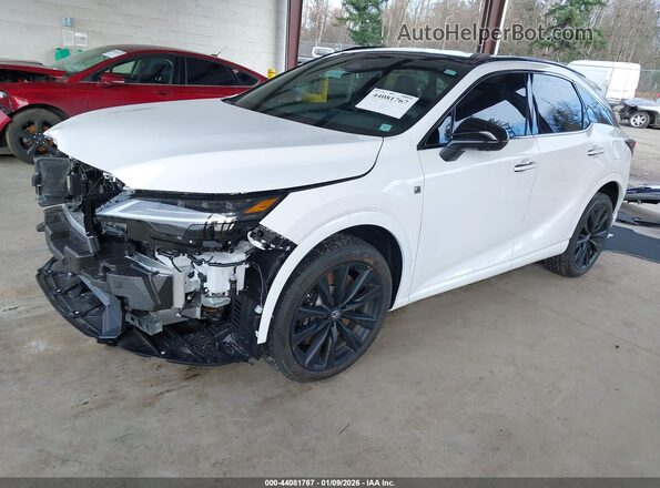 2T2BCMEA0TC023499 2026 LEXUS RX 500H Белый Передняя левая четверть