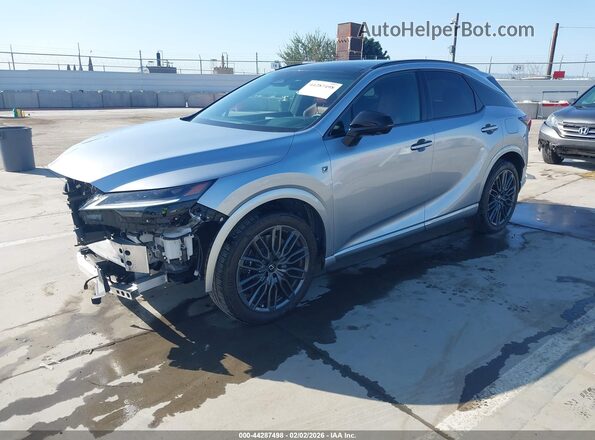 2T2BCMEA5PC003318 2023 LEXUS RX 500H Серебряный Передняя левая четверть