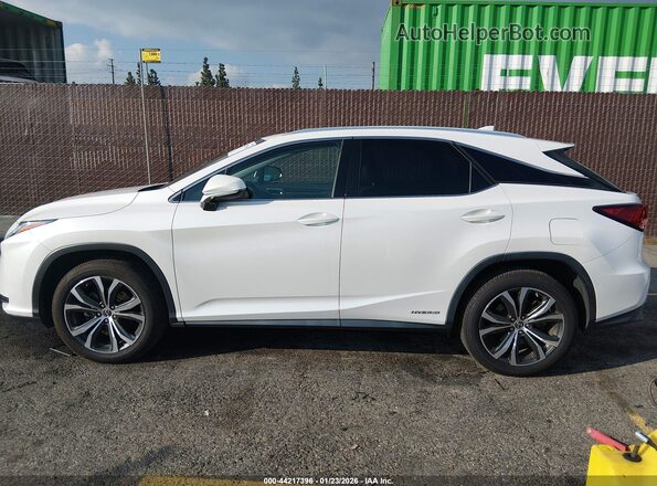 2T2BGMCA5JC022997 2018 LEXUS RX 450H White Widok wnętrza 360 stopni