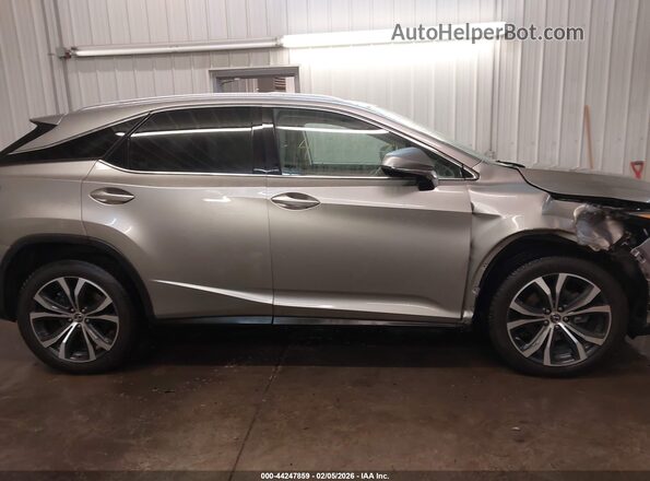 2T2BZMCA5JC161831 2018 LEXUS RX 350 Серебряный Вид задней части салона