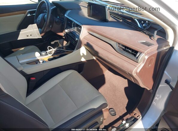 2T2BZMCA8JC164903 2018 LEXUS RX 350 Серебряный Вид салона спереди