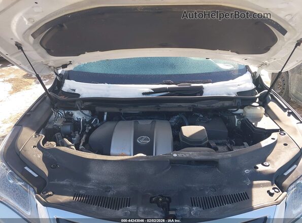 2T2BZMCAXKC189822 2019 LEXUS RX 350 White Rear view