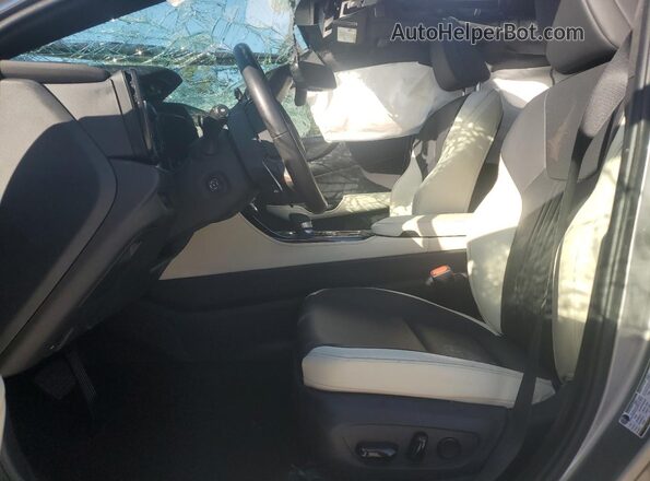 2T2GGCEZ8PC031575 2023 LEXUS NX Silver Вид салону спереду
