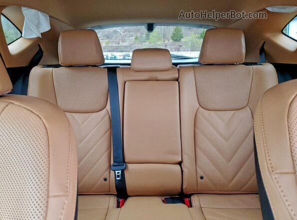 2T2HKCEZ4TC059807 2026 LEXUS NX White Вид задніх сидінь