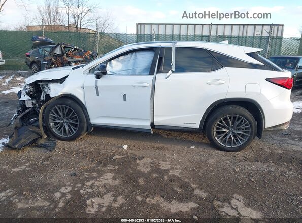 2T2SGMDA5NC072545 2022 LEXUS RX 450H White უკანა სალონის ხედი