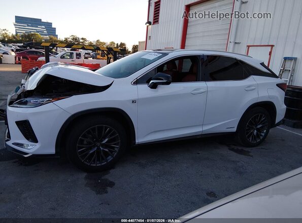 2T2YGMDA6MC057920 2021 LEXUS RX 450H White 360 interior view