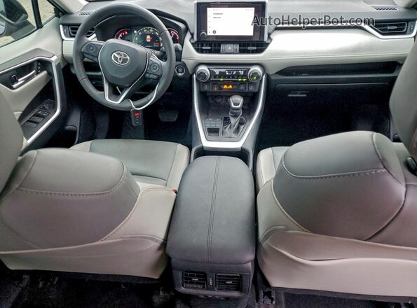 2T3A1RFV2PC381219 2023 TOYOTA LE Gray Vista del salpicadero