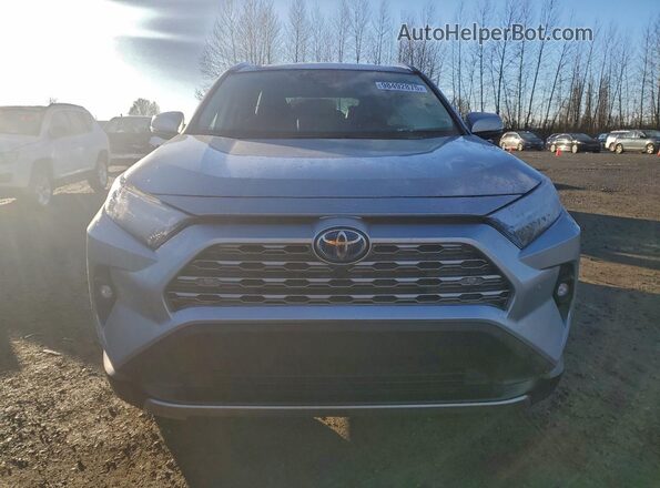 2T3D6RFV6RW073535 2024 TOYOTA LIMITED Silver Front view