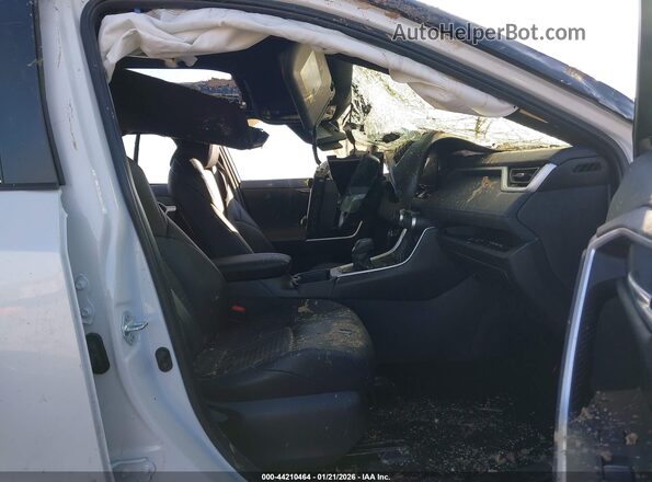 2T3E6RFV1RW048434 2024 TOYOTA RAV4 HYBRID White Front interior view