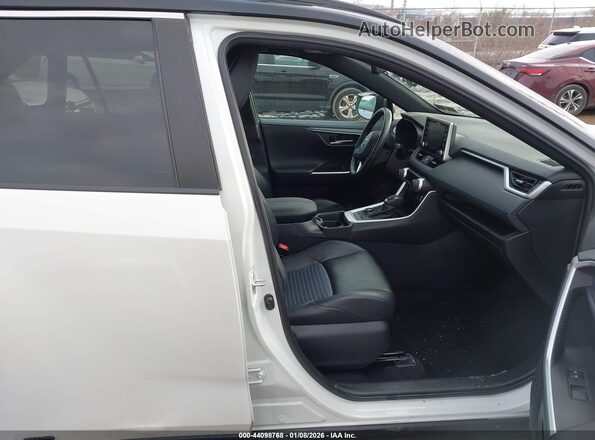 2T3E6RFV7MW003619 2021 TOYOTA RAV4 HYBRID White წინა სალონის ხედი