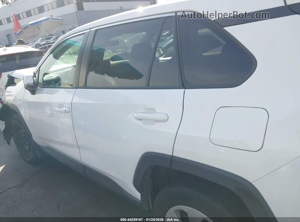 2T3G1RFV1PC356127 2023 TOYOTA LE White 