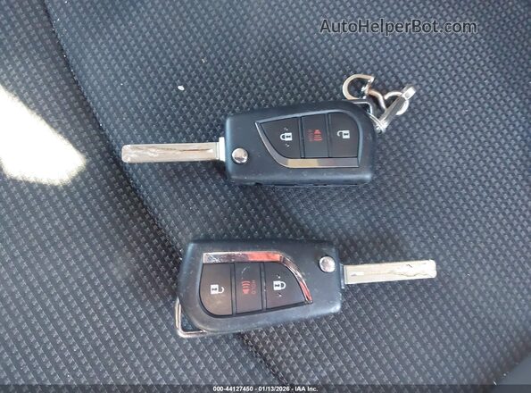 2T3H1RFV4RW348769 2024 TOYOTA LE Белый Вид панели приборов