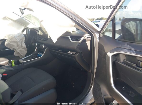 2T3H1RFV6SC344326 2025 TOYOTA LE Silver Սալոնի դիմացի տեսք