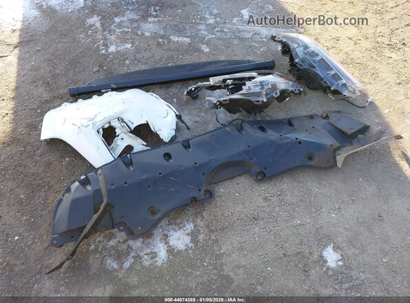 2T3J1RFV9NW256472 2022 TOYOTA RAV4 White 