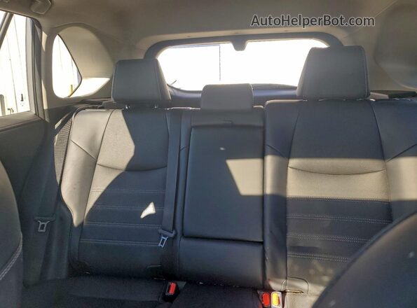 2T3N1RFV1RW471769 2024 TOYOTA LIMITED Серебряный Вид задних сидений