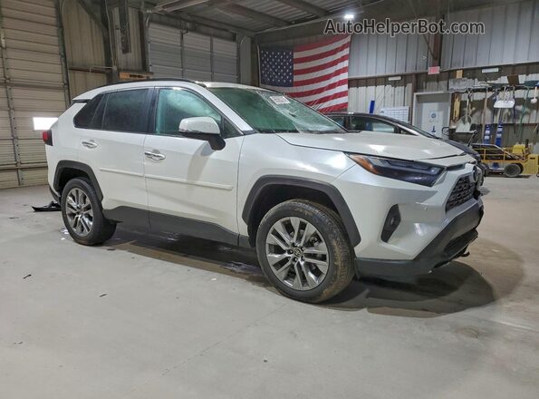 2T3N1RFV9NW266579 2022 TOYOTA LIMITED Белый Передняя правая четверть