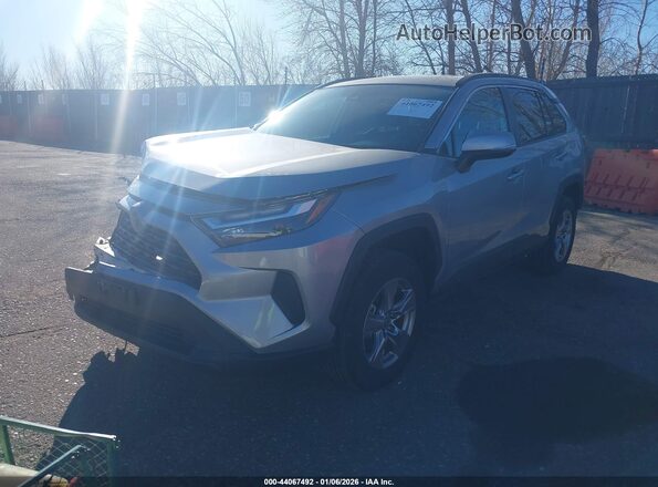 2T3P1RFV0RW419414 2024 TOYOTA LE Silver Передня ліва чверть