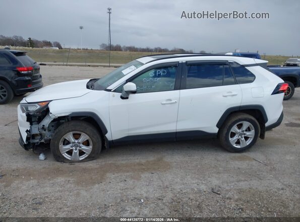 2T3P1RFV7KC044435 2019 TOYOTA LE Белый 