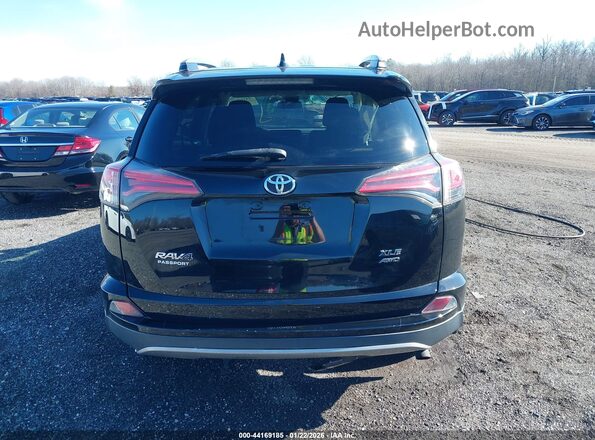 2T3RFREV1HW615288 2017 TOYOTA LE Black 