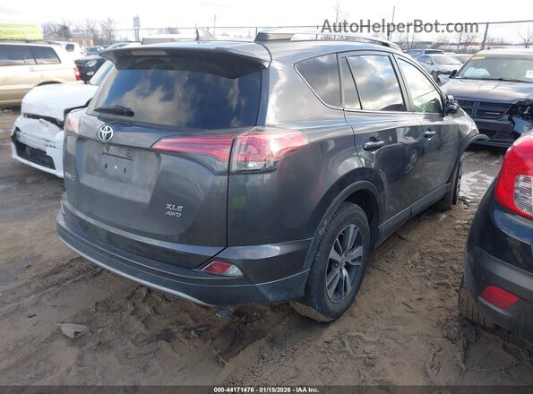 2T3RFREV5JW800658 2018 TOYOTA LE Gray Tył prawy