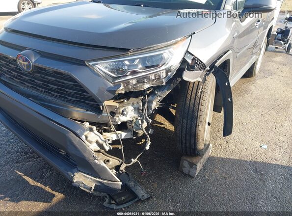 2T3RWRFV1LW085153 2020 TOYOTA LE Gold Widok z przodu