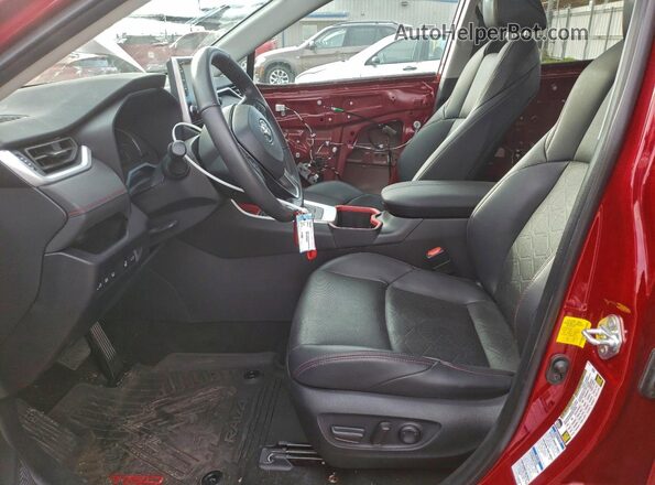 2T3S1RFV9NW293882 2022 TOYOTA RAV4 Красный Вид салона спереди