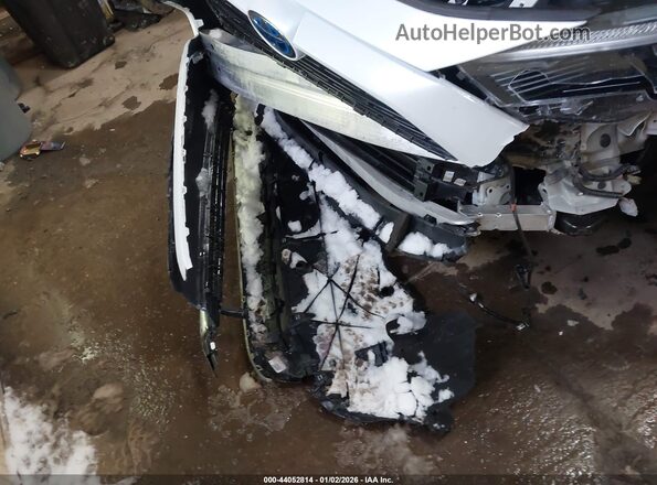 2T3T6RFV9RW068714 2024 TOYOTA RAV4 HYBRID White Դիմացի տեսք