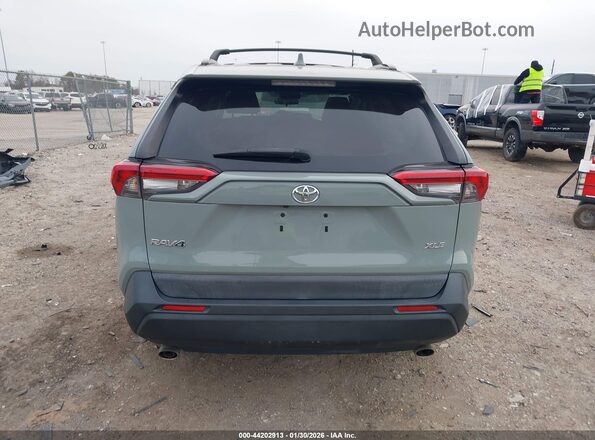 2T3W1RFV5KW046257 2019 TOYOTA LE Gray 