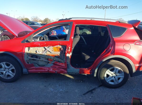 2T3ZFREV7HW313794 2017 TOYOTA LE Red Widok z przodu