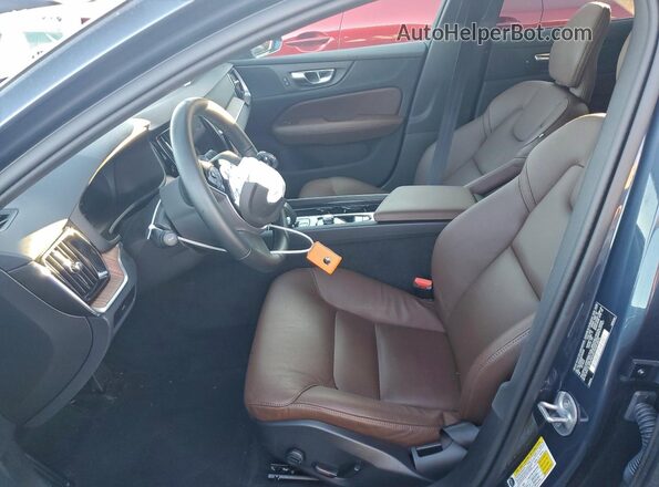 YV4L12WK2S2150095 2025 VOLVO V60 Синий Вид салона спереди