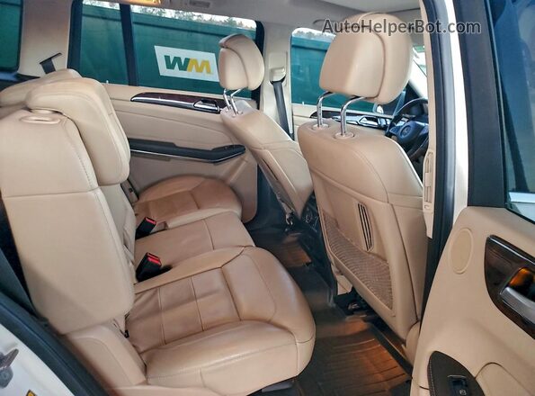 4JGDF7DE5JB110476 2018 MERCEDES-BENZ GLS-CLASS White 