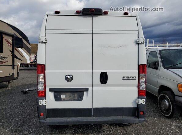 3C6LRVDG1SE516554 2025 RAM PROMASTER White Front interior view