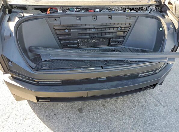 7G2CEHED7RA033076 2024 TESLA CYBERTRUCK Silver Vista del compartimento del motor