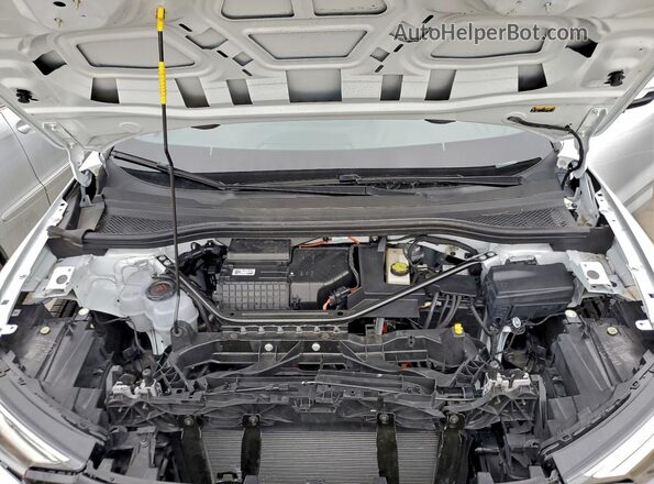 WA1B5BFZ3SP015026 2025 AUDI Q4 White 