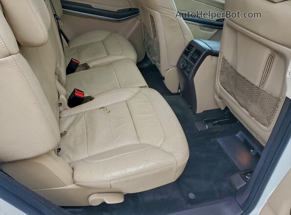 4JGDF7DE2HA792216 2017 MERCEDES-BENZ GLS-CLASS White Vista interior trasera