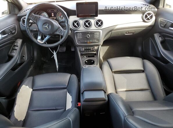 WDCTG4EB2HJ346674 2017 MERCEDES-BENZ GLA-CLASS White Instrument cluster view
