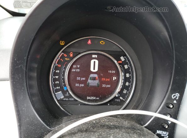 3C3CFFKRXHT671477 2017 FIAT 500 Синий Вид щитка приборов