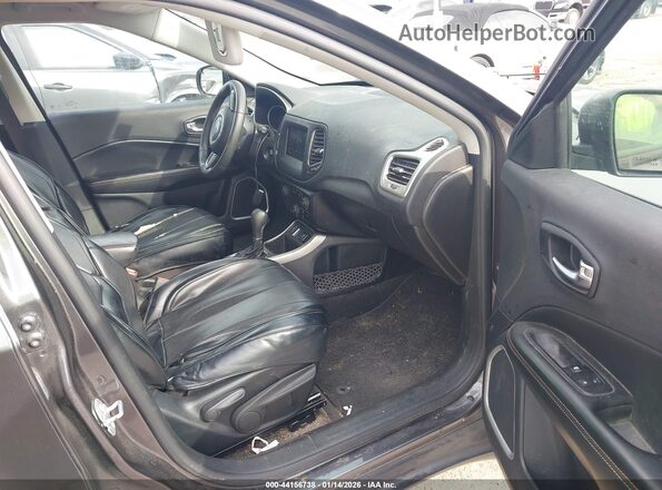 3C4NJCAB9MT531226 2021 JEEP COMPASS Gray Widok wnętrza z przodu
