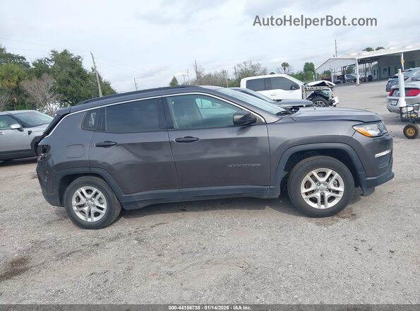 3C4NJCAB9MT531226 2021 JEEP COMPASS Gray Widok wnętrza z tyłu
