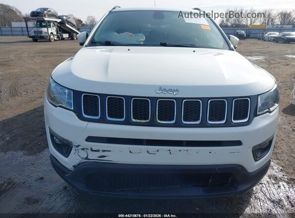 3C4NJCBB6JT286203 2018 JEEP COMPASS White Front view