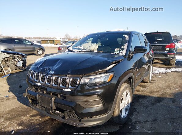 3C4NJDAN4PT557625 2023 JEEP COMPASS Black Առջևի ձախ երեք քառորդ տեսարան
