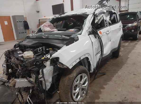 3C4NJDBN2RT109661 2024 JEEP COMPASS White Widok z przodu