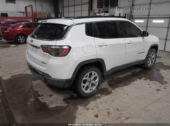 3C4NJDBN3ST599128 2025 JEEP COMPASS White Trasero derecho
