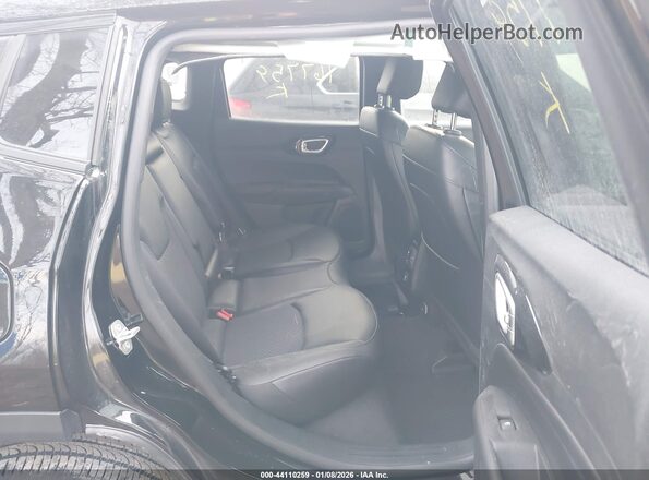 3C4NJDBN5TT167769 2026 JEEP COMPASS Black VIN կոդի պիտակի տեսք