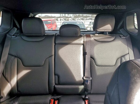3C4NJDBN6RT138791 2024 JEEP COMPASS Silver Հետևի նստատեղերի տեսք
