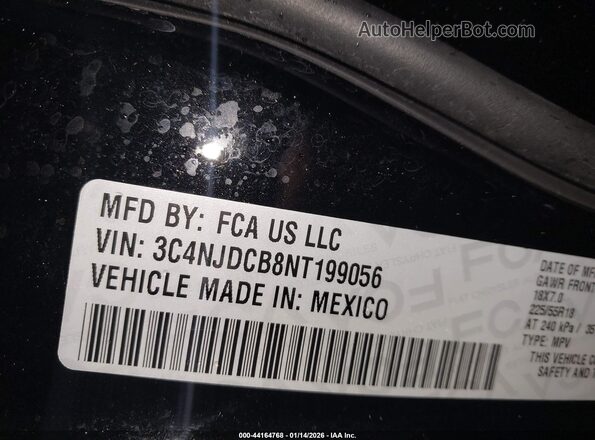 3C4NJDCB8NT199056 2022 JEEP COMPASS Black Widok komory silnika