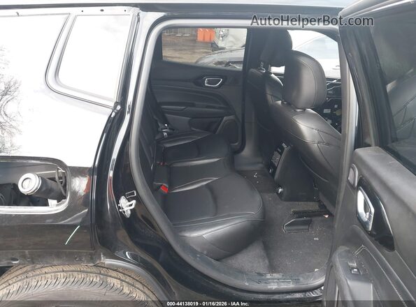 3C4NJDCN0RT105364 2024 JEEP COMPASS Black VIN կոդի պիտակի տեսք